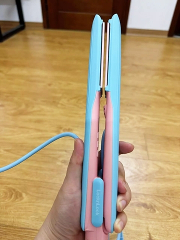 Máy duỗi tóc ion âm LocknLock Hair straightener Màu xanh dương ENA222BLU 5 mức nhiệt