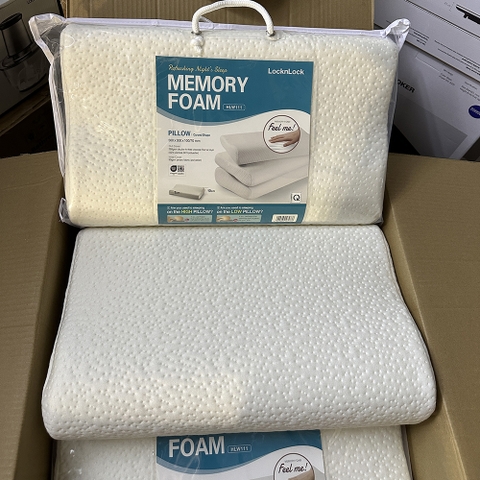 Gối Memory Foam LocknLock ruột cao su non mút hoạt tính thoáng khí 50D HLW111