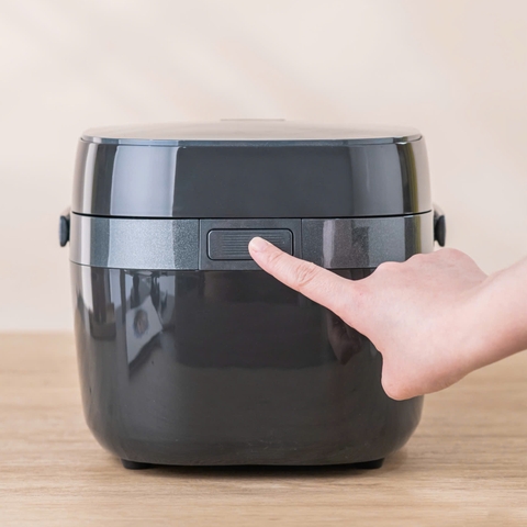 Nồi cơm điện cao tần Kaiyo 1.5L KRC-050