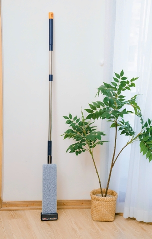 Cây lau nhà tự vắt bằng gạt nước thông minh Kaiyo tích hợp gốm ion diệt khuẩn