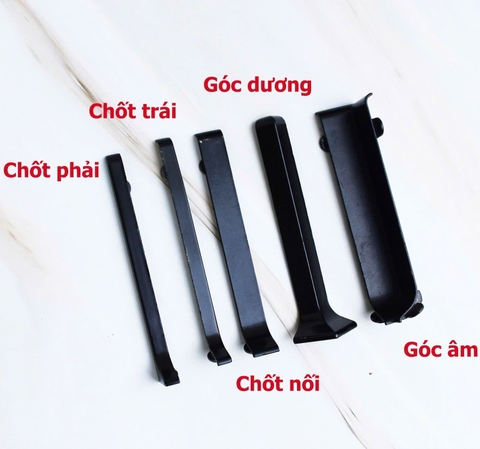 Len tường nhôm cao 60 màu vàng sáng