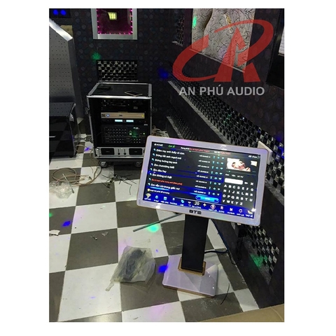 Hoàn thiện phòng hát karaoke Phương Nam (Sơn Tây - Hà Nội)
