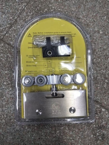 Kẹp Treo Cửa Kính có bao bồm bánh xe, kẹp bi treo cửa lùa kính