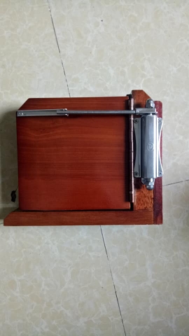 Tay đóng cửa tự động loại xịn