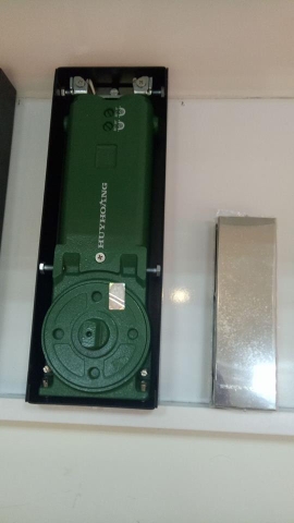 Bản lề thủy lực Huy Hoàng 03