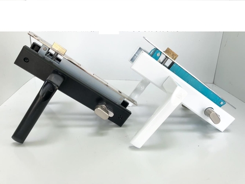 Khoá 4500 tay gạt cửa nhôm lắp hệ Việt Pháp, hệ PMA hệ 55