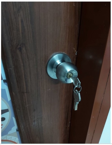 KHÓA TAY NẮM TRÒN, KHÓA QUẢ ĐẤM, KHÓA CỬA ĐI