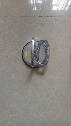 Tay hít kính đơn - tay hít nắp bể một chạc