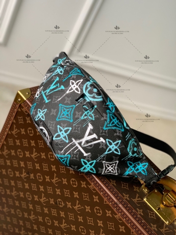 LV DISCOVERY BUMBAG M21397 - LIKE AUTH 99%