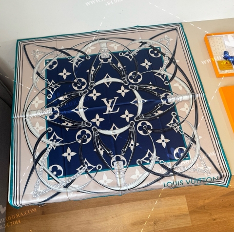 LV Ultimate Monogram 90 M77776 -LV SCARF OEM