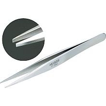 Tweezers