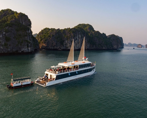 [Tàu tiếng vịnh Lan Hạ] JADE SAILS day cruise