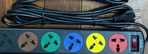 Ổ cắm điện lioa 6 Lỗ có năp che 6dnd3.2.10a