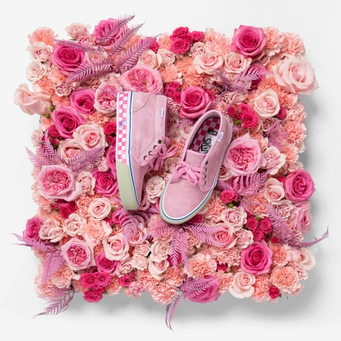 “ROSES GROWN IN GRANITE” - JSP x VAULT BY VANS - BỘ SƯU TẬP CỦA SỰ DỊU DÀNG