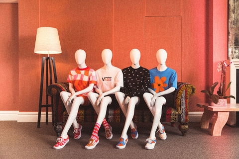 INES LONGEVIAL X VANS BỘ SƯU TẬP ĐẬM MÀU CÁ TÍNH