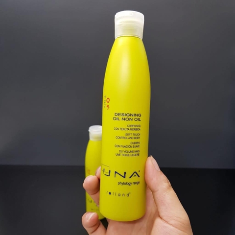 Gel Dưỡng Tạo Kiểu Chống Cháy Rolland UNA Designing Oil Non Oil 250ml