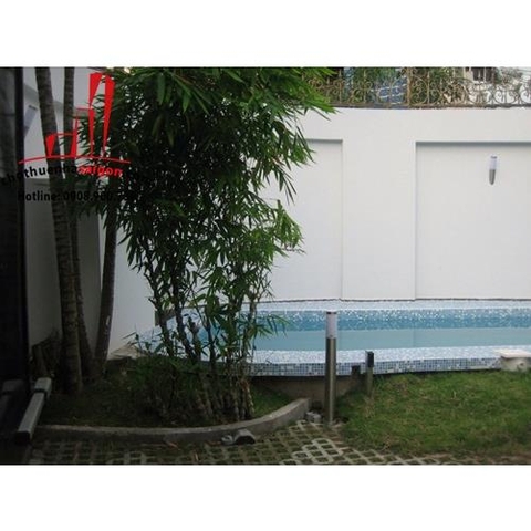 cho thuê biệt thự nguyên căn có hồ bơi đường hoàng hoa thám quận bình thạnh, giá cho thuê:1900$/tháng