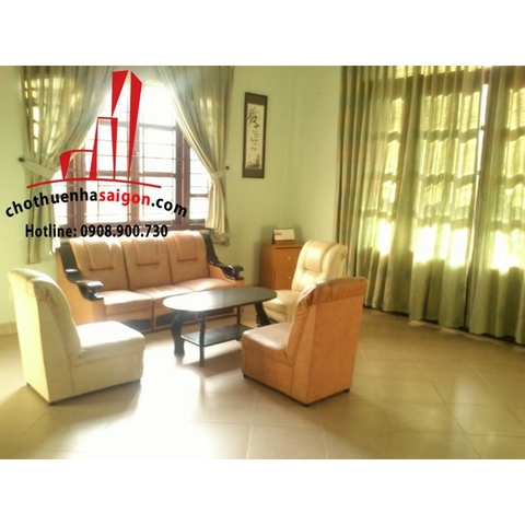 Cho thuê Villa Quận 2, khu Thảo Điền, giá 1200$