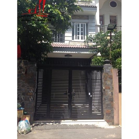 Cần cho thuê gấp nhà nguyên căn cực đẹp,đường Ung Văn Khiêm, P.25, quận Bình Thạnh.