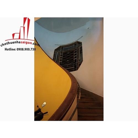 cho thuê biệt thự pháp trung tâm quận 3, đường lý chính thắng giá cho thuê:1500$/tháng