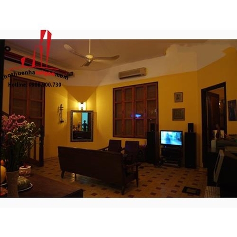 cho thuê biệt thự pháp trung tâm quận 3, đường lý chính thắng giá cho thuê:1500$/tháng