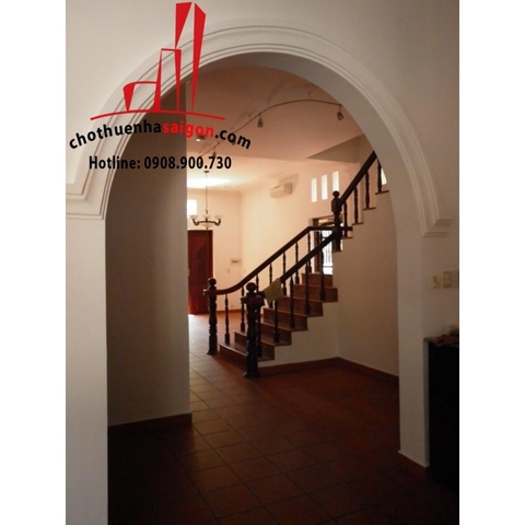 Cho thuê Villa quận 2, Thảo Điền , giá 2500$