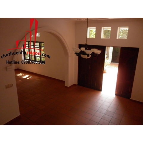 Cho thuê Villa quận 2, Thảo Điền , giá 2500$