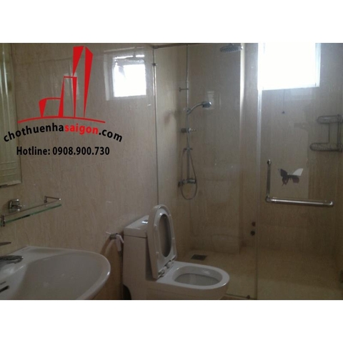Cho thuê Villa Quận 2, khu Thảo Điền, giá 5000$
