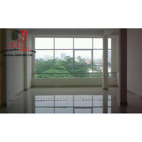 Cho thuê nhà Quận Bình Thạnh, mặt tiền đường Nguyễn Cửu vân. Giá : 2.500 usd/tháng.