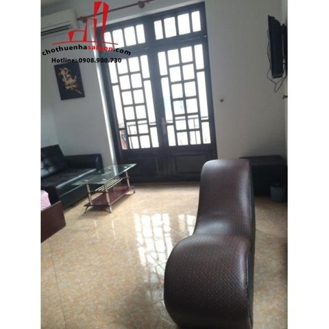 cho thuê nhà quận phú nhuận, đường huỳnh văn bánh giá cho thuê:2800$