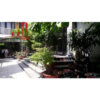 cho thuê biệt thự Quận Bình Thạnh, hẽm đường Điện Biên Phủ. Giá : 2500 usd/tháng.