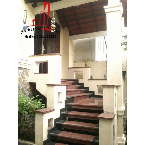 Biệt thự phố cho thuê Quận 2 - đường Trần Não - giá 1200$