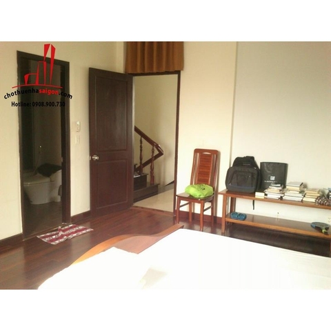 Biệt thự phố cho thuê Quận 2 - đường Trần Não - giá 1200$