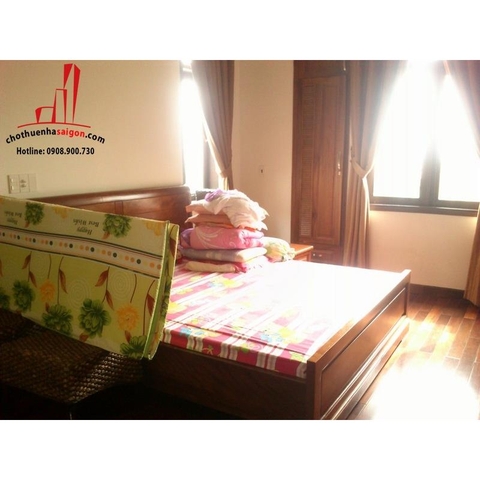 Biệt thự phố cho thuê Quận 2 - đường Trần Não - giá 1200$