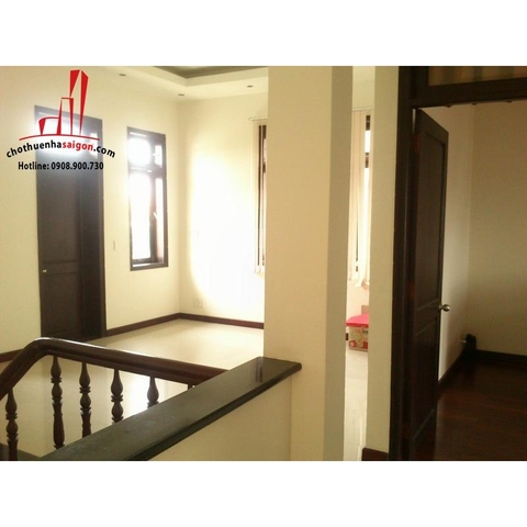 Biệt thự phố cho thuê Quận 2 - đường Trần Não - giá 1200$