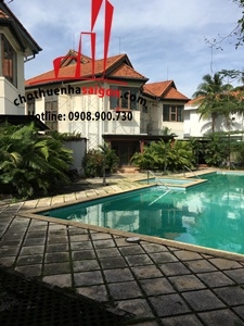 cần cho thuê villa khu combound có 4 căn đường nguyễn văn hưởng quận 2, giá cho thuê:2700$/tháng