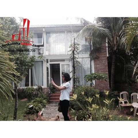 cho thuê biệt thự khu combound có sân vườn phường thảo điền quận 2, giá cho thuê:1600$/tháng