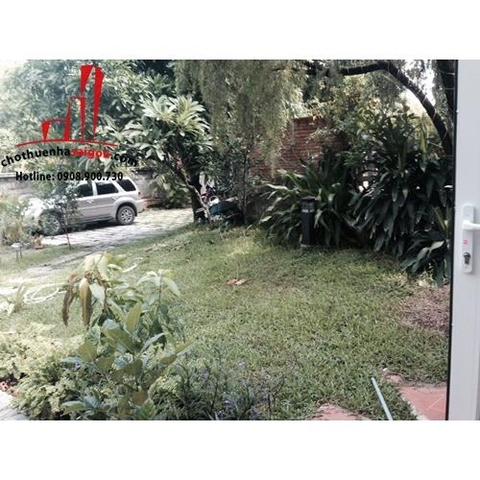 cho thuê biệt thự khu combound có sân vườn phường thảo điền quận 2, giá cho thuê:1600$/tháng