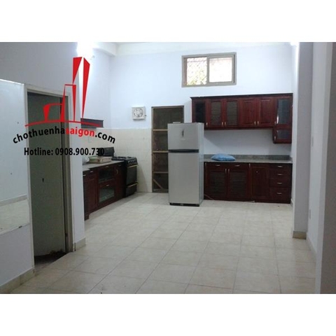 Cho thuê nhà Quận Bình Thạnh, hẻm đường Nguyễn Huy Tưởng. Giá : 18 triệu/tháng.