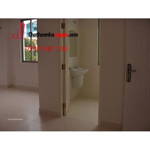 cho thuê nhà quận 3, đường lý chính thắng giá 2500$/thương lượng