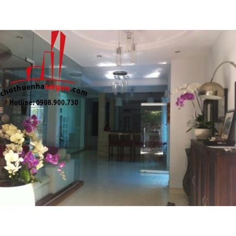 Cho thuê biệt thự quận 2, thảo điền, giá 2500$