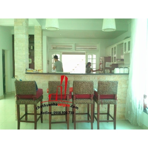 Cho thuê biệt thự quận 2, thảo điền, giá 2500$