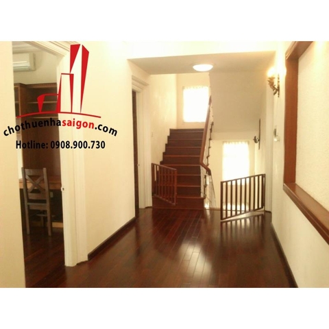 Cho thuê Villa Quận 2, khu compound Thảo Điền, giá 5000$