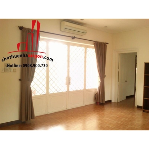 Cho thuê Villa Quận 2, khu compound Thảo Điền, giá 5000$