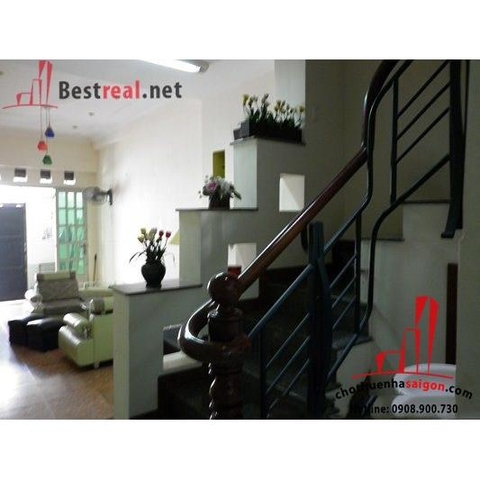 cho thuê nhà quận 1, nhà đường mạc đỉnh chi giá 900$