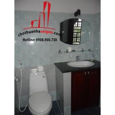 Cho thuê Villa Quận Phú Nhuận, đường Trần Cao Vân. Giá : 1.600 usd/ tháng.
