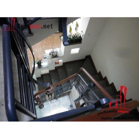 cho thuê nhà quận 1, nhà đường mạc đỉnh chi giá 900$