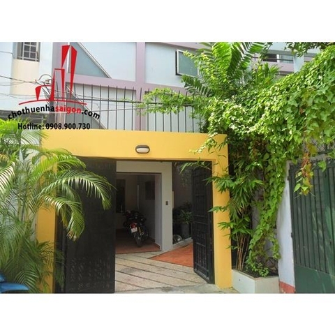 Cho thuê Villa Quận Phú Nhuận, đường Trần Cao Vân. Giá : 1.600 usd/ tháng.