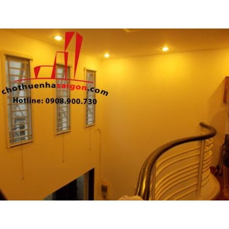 cho thuê nhà nguyên căn đường hẽm, lý chính thắng, quận 3