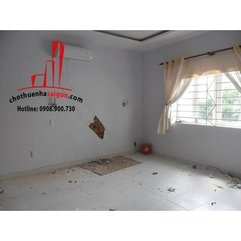 Cho thuê Villa Quận Bình Thạnh, hẻm rộng khu dân cư Bình Lợi. Giá : 24 triệu/tháng.